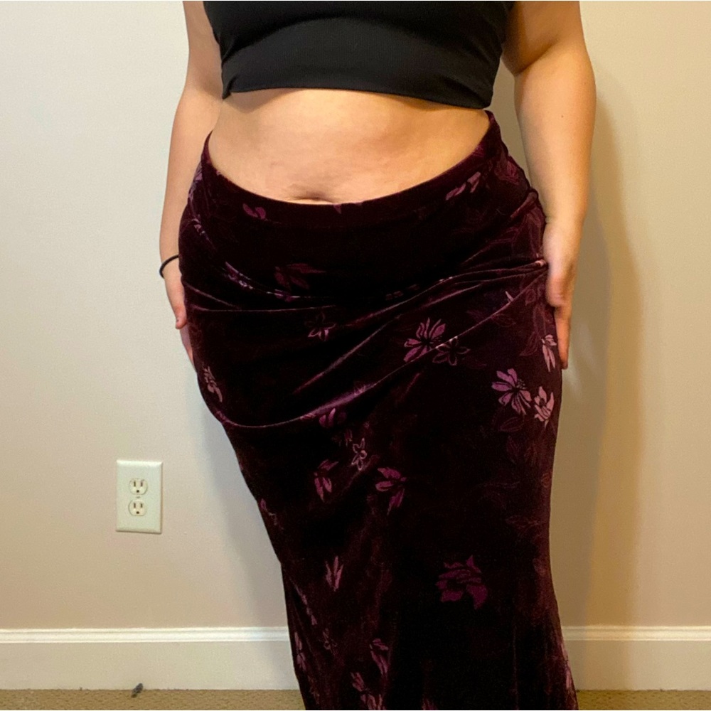 Vintage George whimsigoth purple/pink velvet skirt!